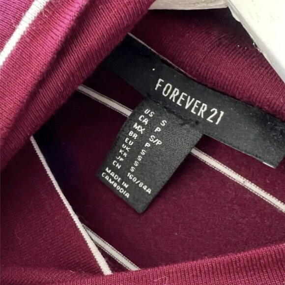 Forever 21 Turtleneck - Picture 4 of 5